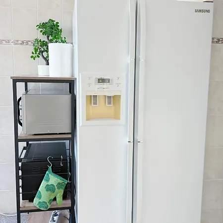 아파트 Superb Modern And Spacious Mathis *