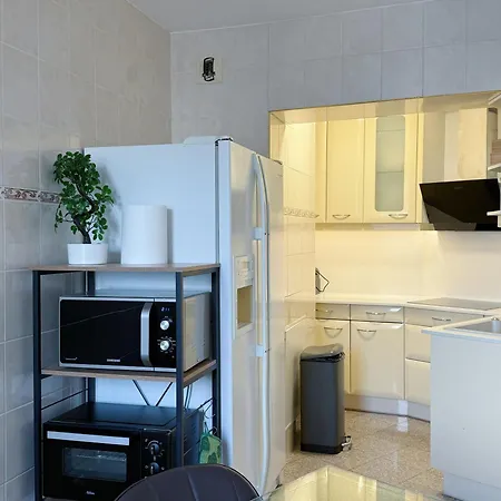 Superb Modern And Spacious Mathis Appartamento *