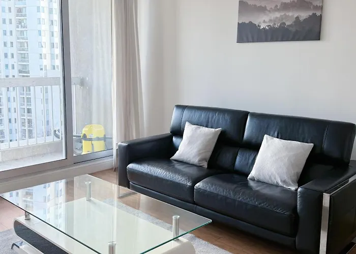 Superb Modern And Spacious Mathis Apartment *